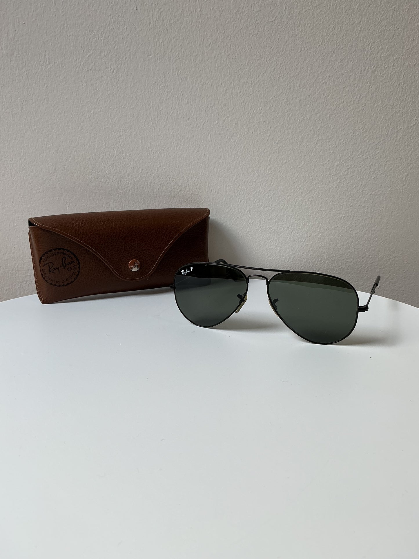 RAY-BAN Classic Aviator Sunglasses – Black/Green