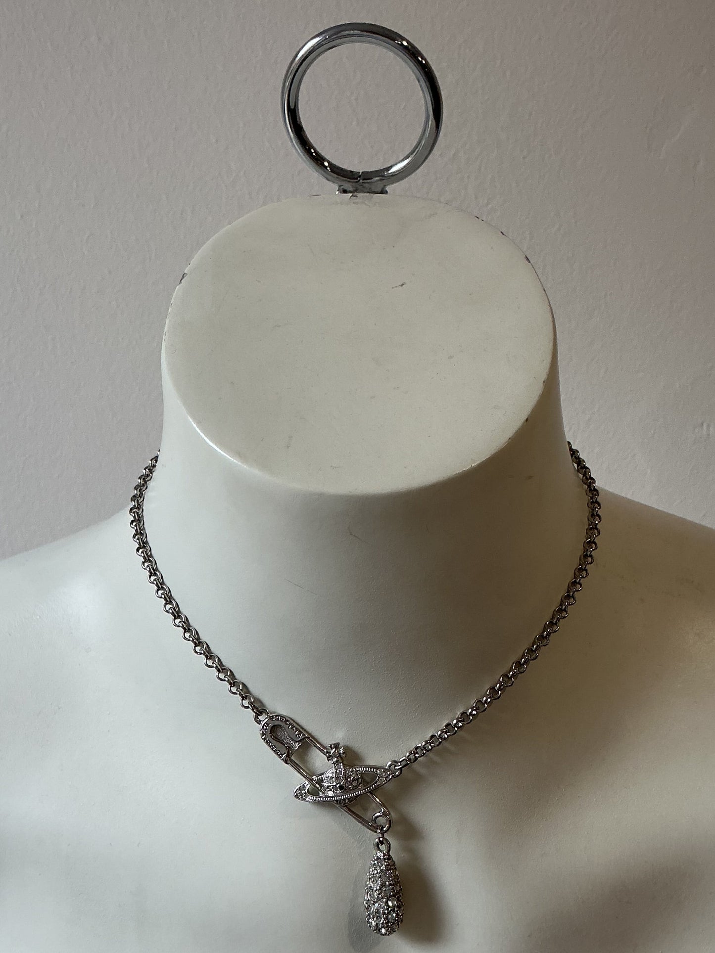 VIVIENNE WESTWOOD Lucrece Pendant Necklace