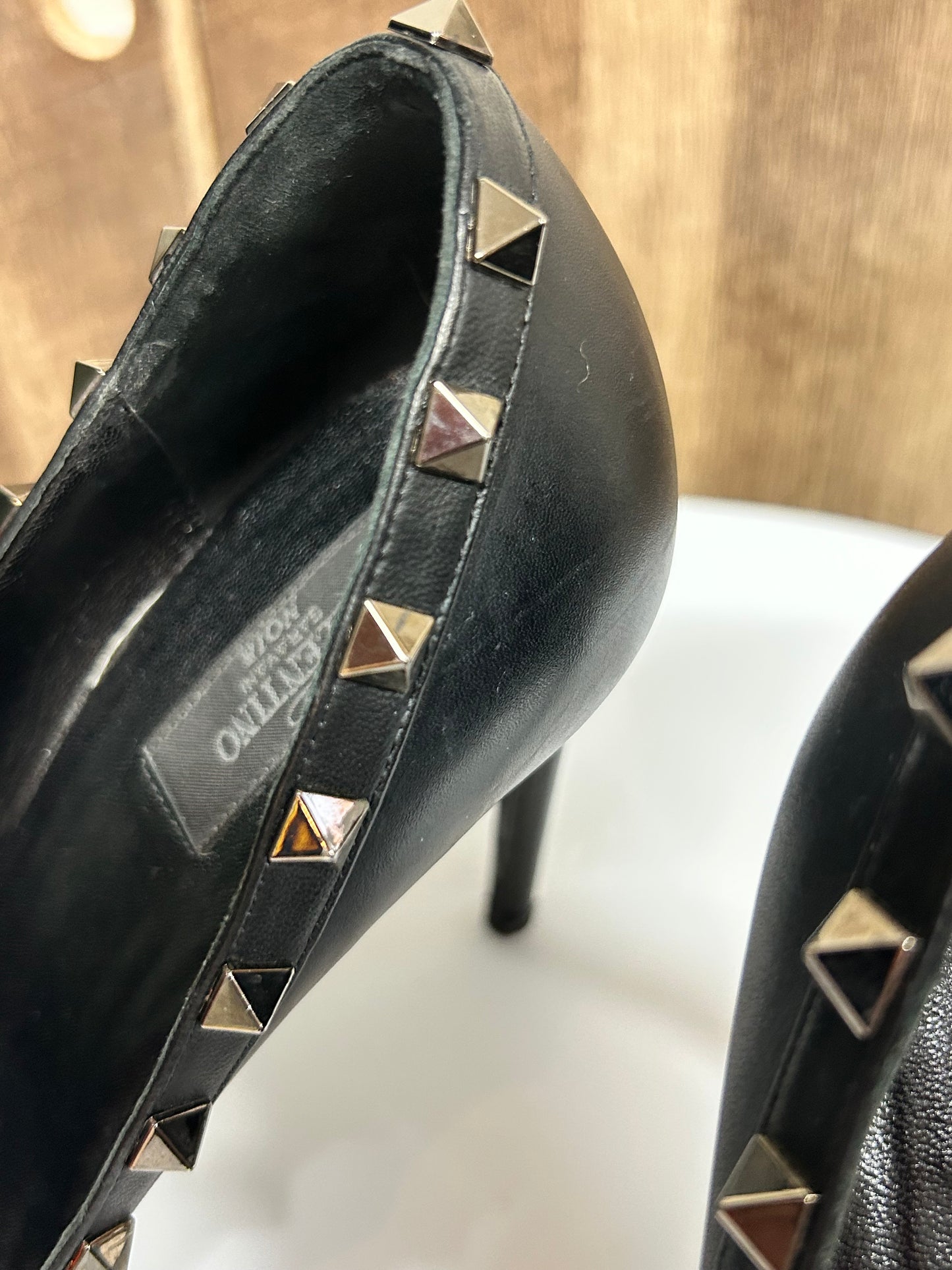 VALENTINO Rockstud Black Size 40/7