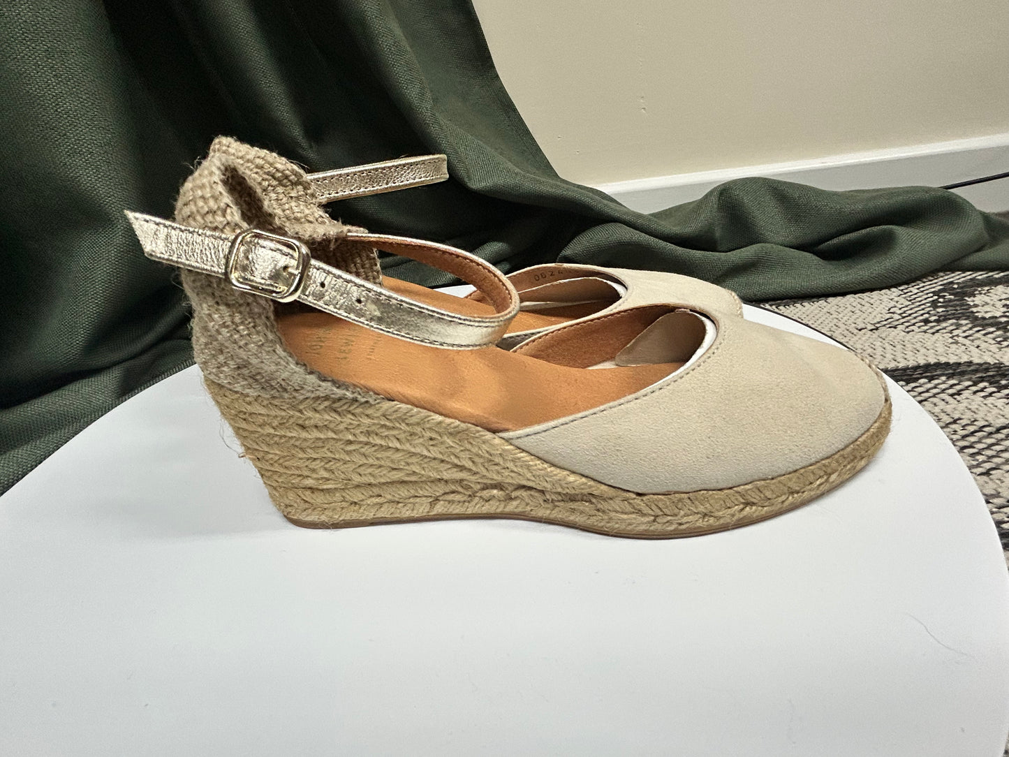 Lloret Suede Espadrille Sandals Size 5 & 6