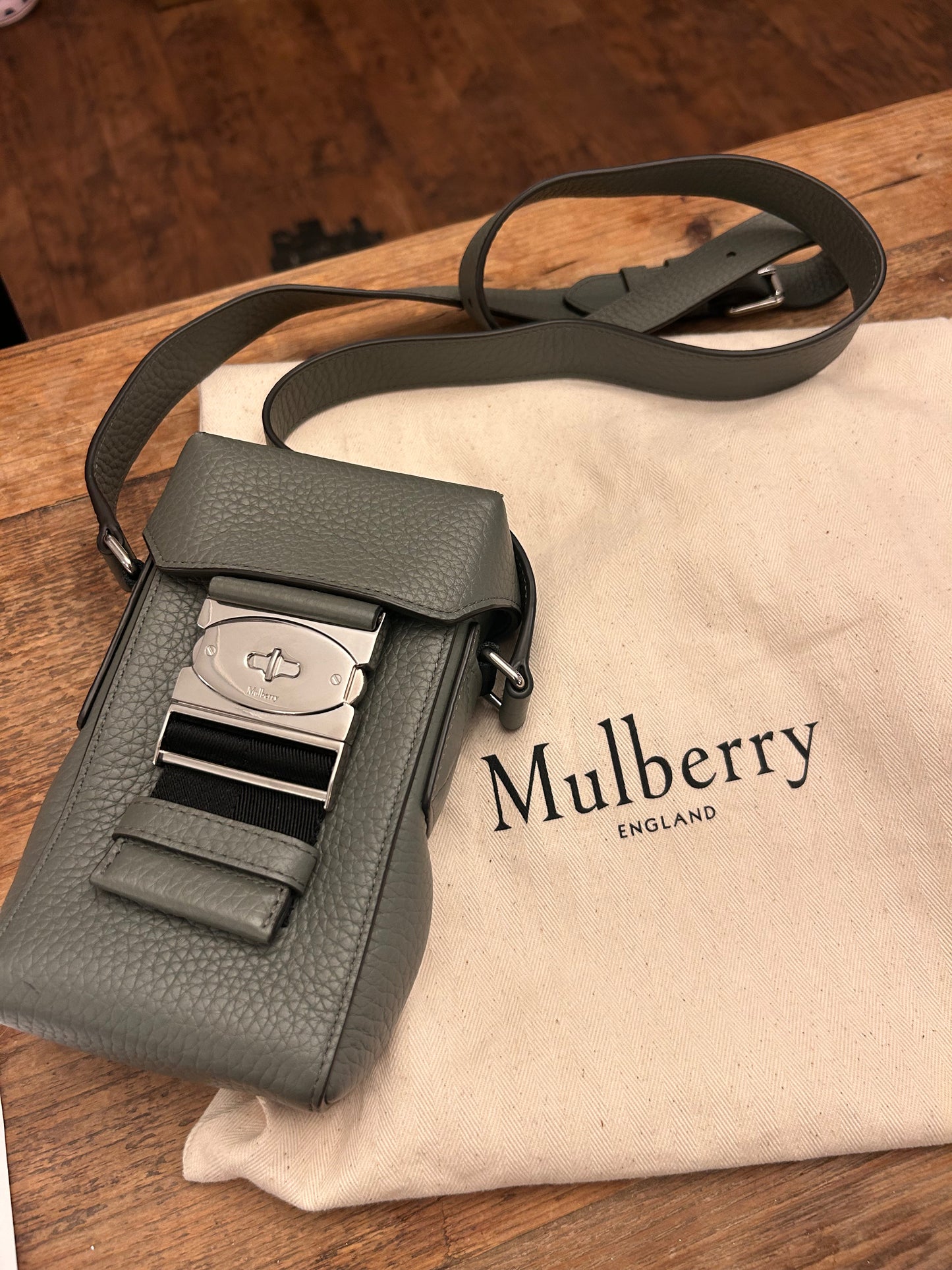 Mulberry Postmans Phone  Messenger Bag